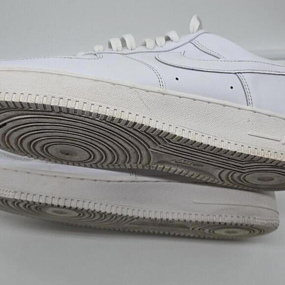 Nike Air Force 1 Low '07 Triple White CW2288-111 Mens Size 10.5 - Picture 7 of 12